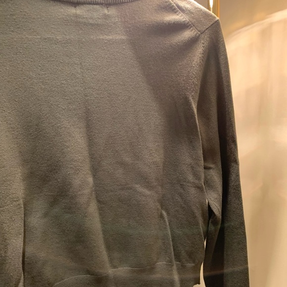 Brand new, Cardigan in olive color with olive embroidery.size : - Picture 12 of 15